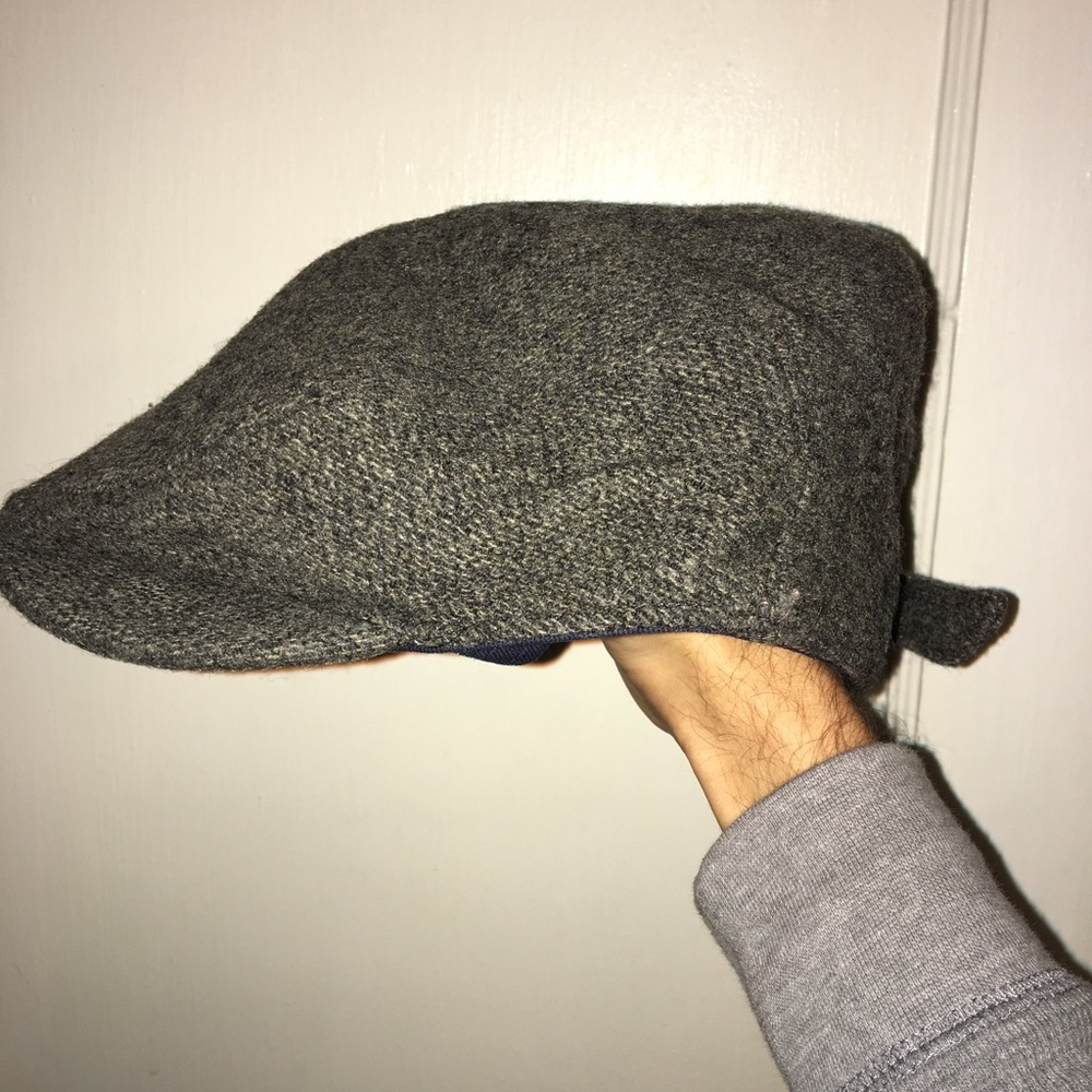 Driver cap in Harris tweed wool